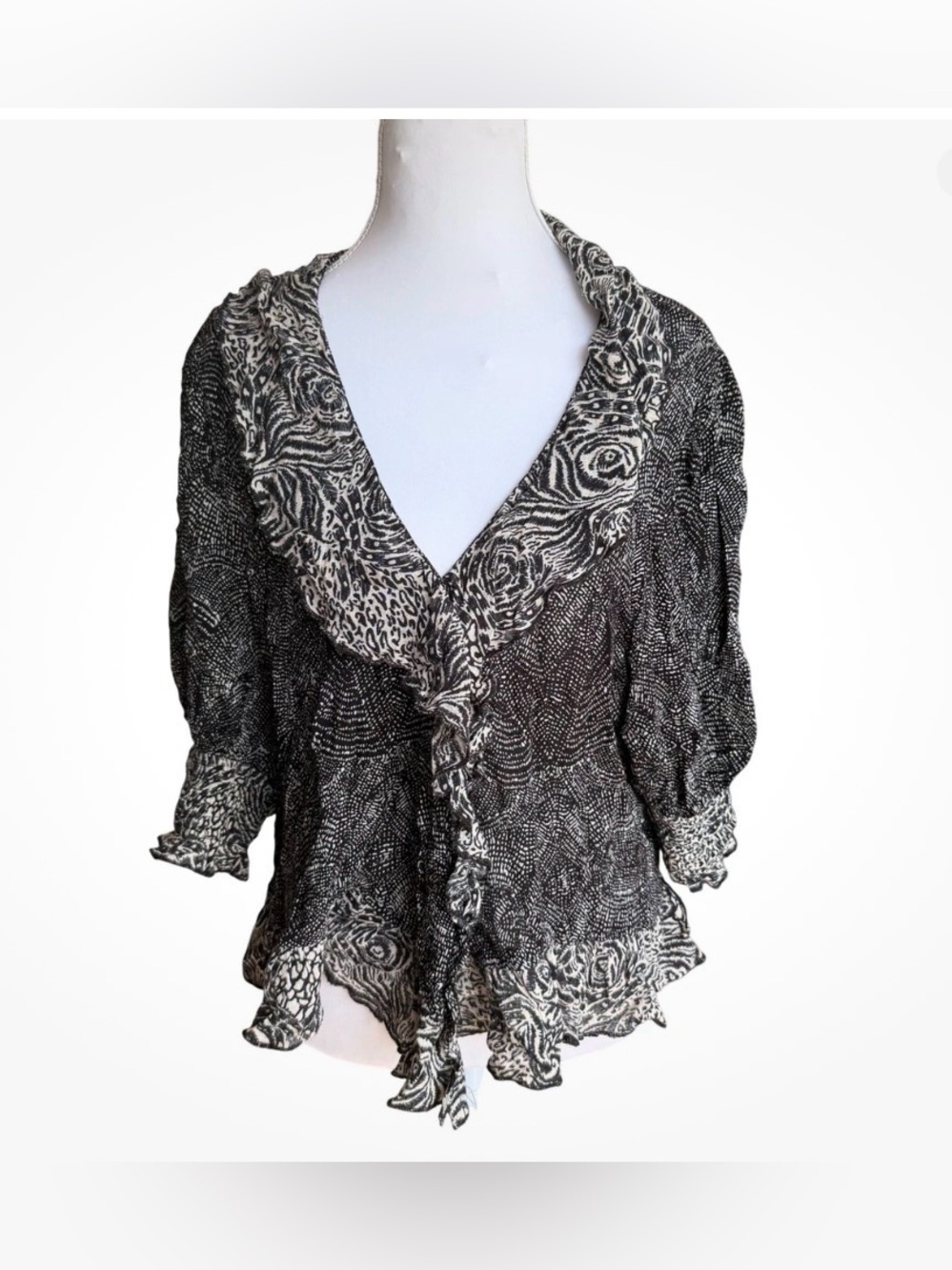 Free People Black & Cream Mixed Animal Floral Print Ruffle V-Neck Blouse Medium